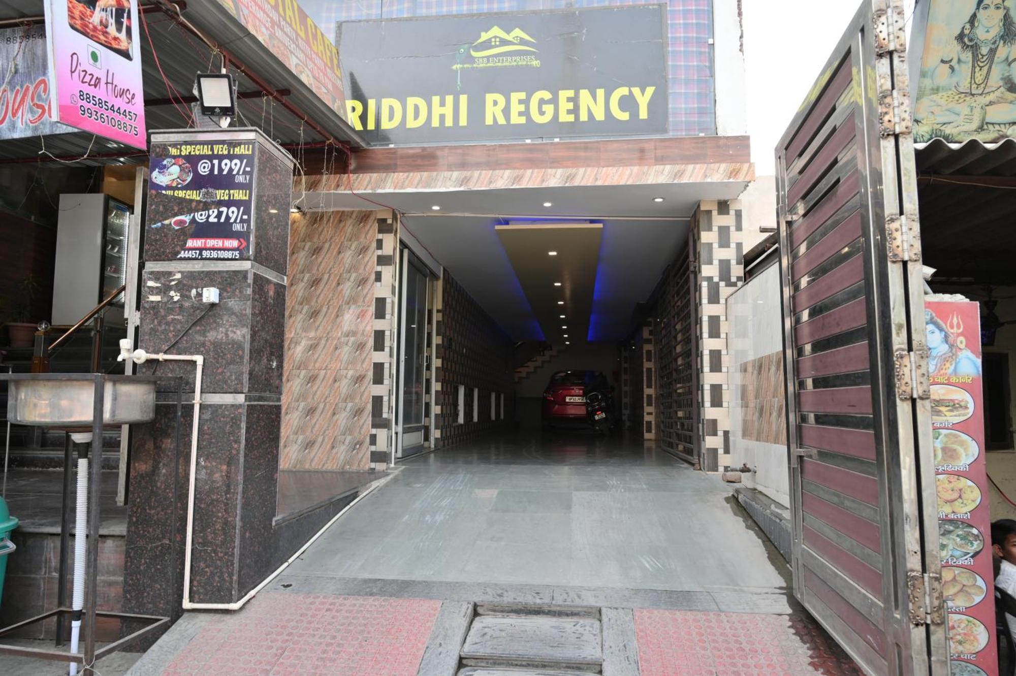 Hotel Riddhi Regency Lucknow Exterior photo